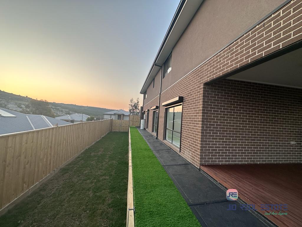 40 Beckview Crescent, Sunbury VIC