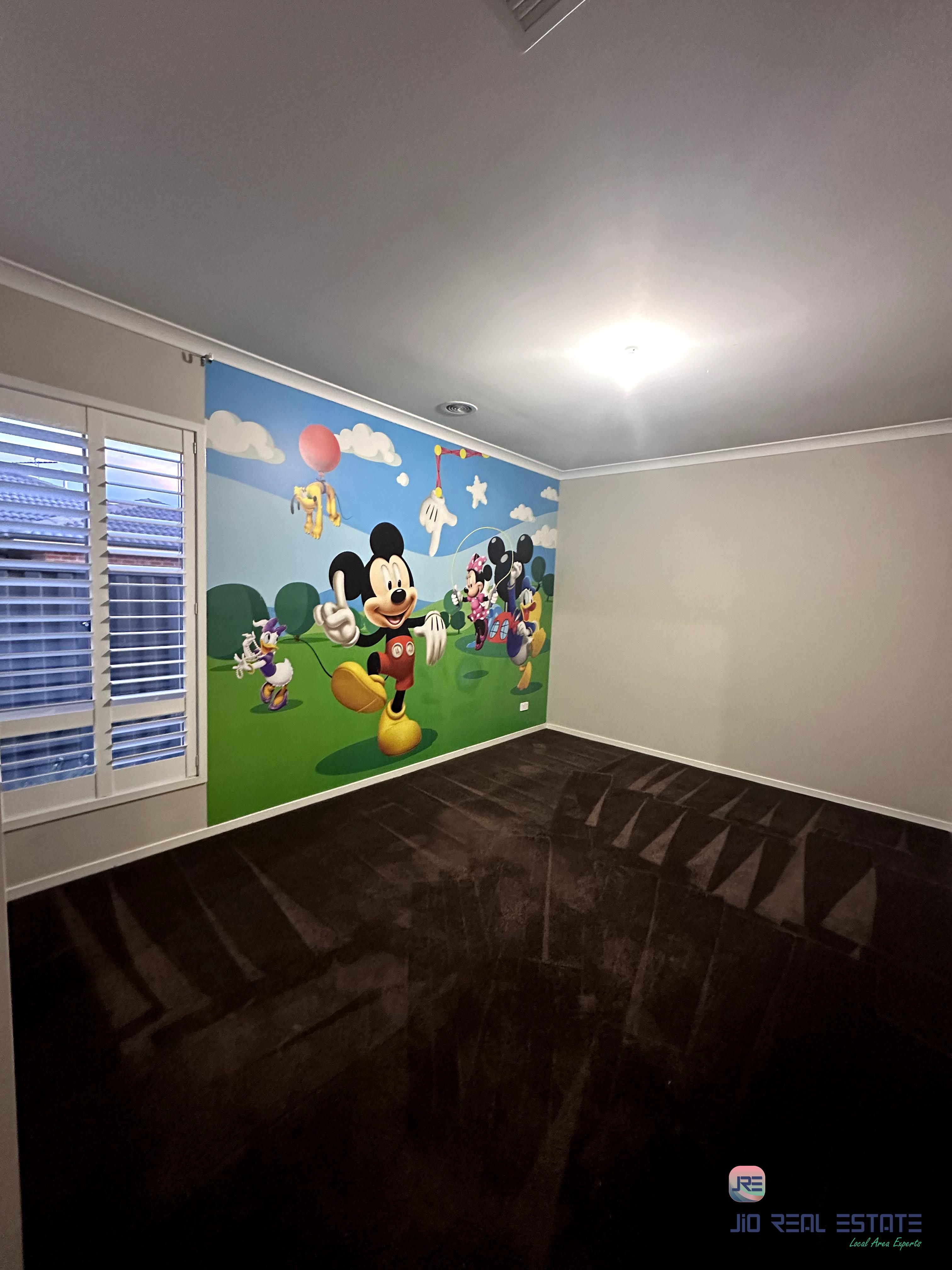 3 Finsbury Crescent, Manor Lakes VIC