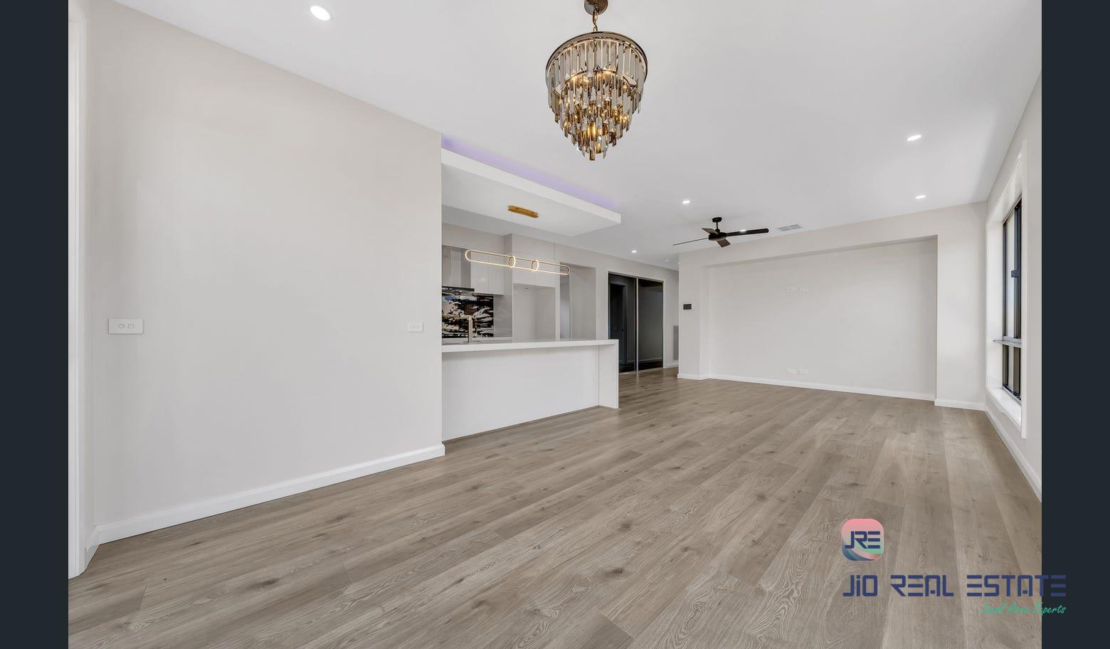 3 Crichton Road, Thornhill Park VIC