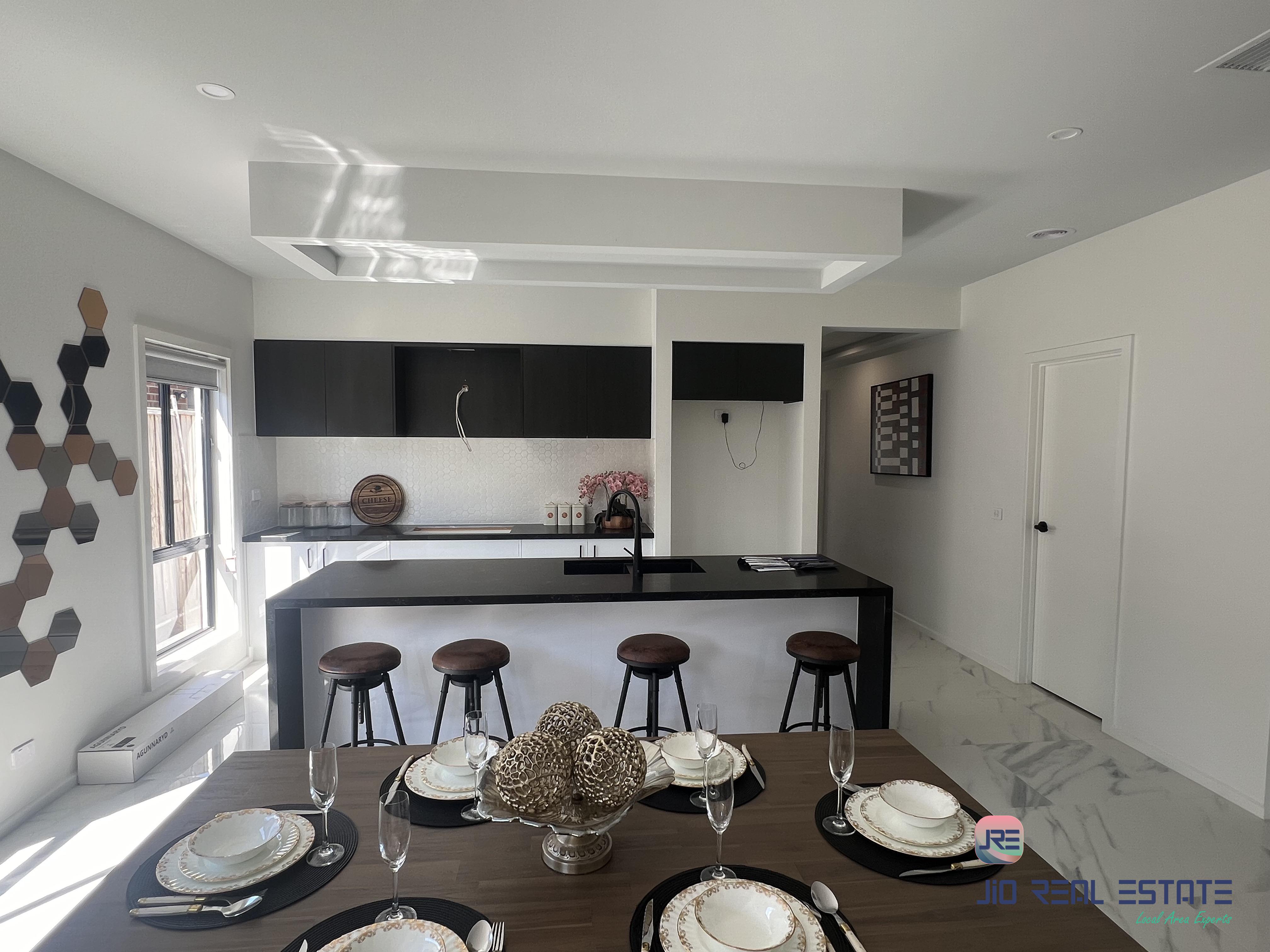 26 Butterscotch Esplanade, Manor Lakes VIC