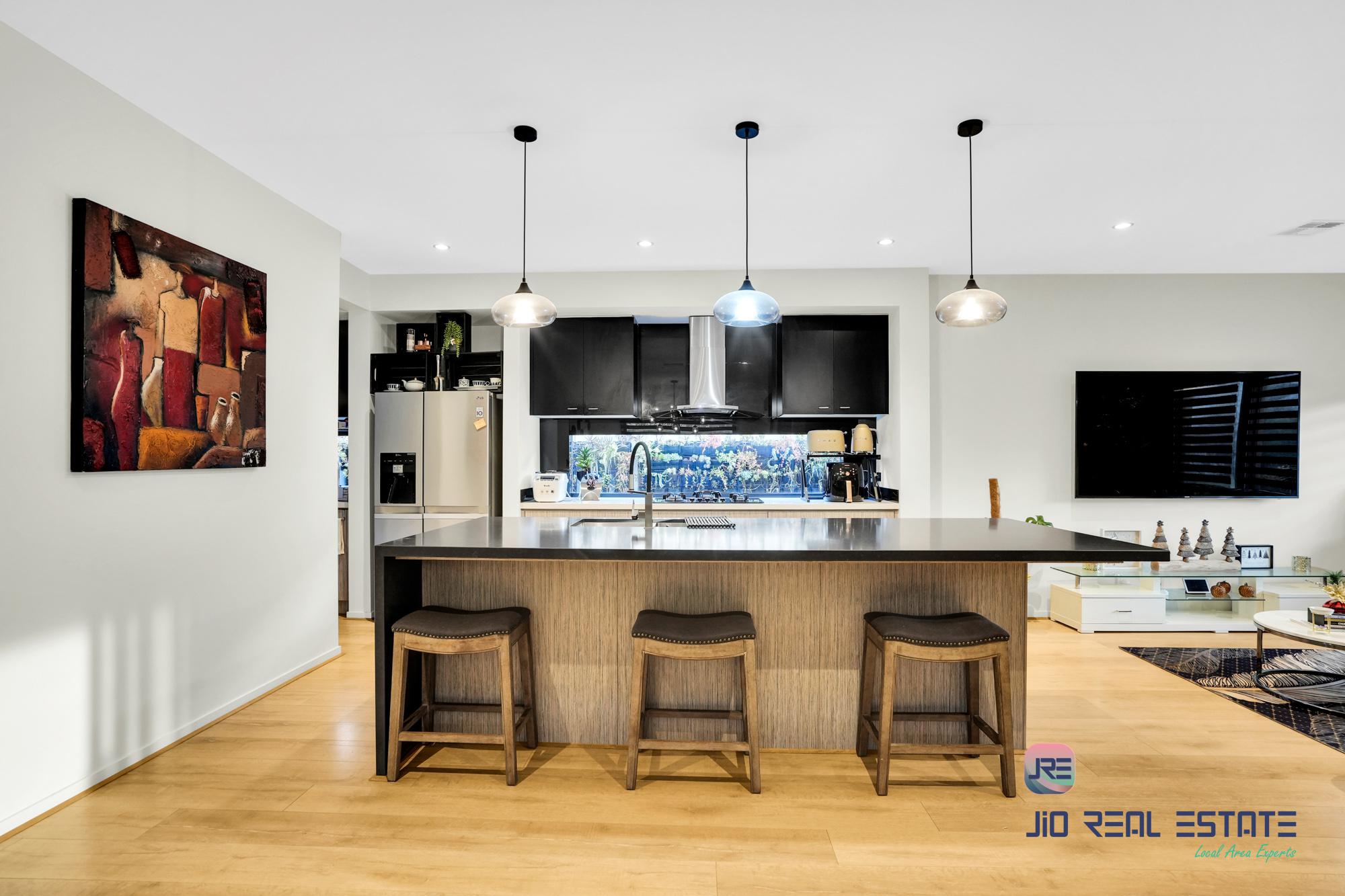 3 Exmouth Street, Thornhill Park VIC