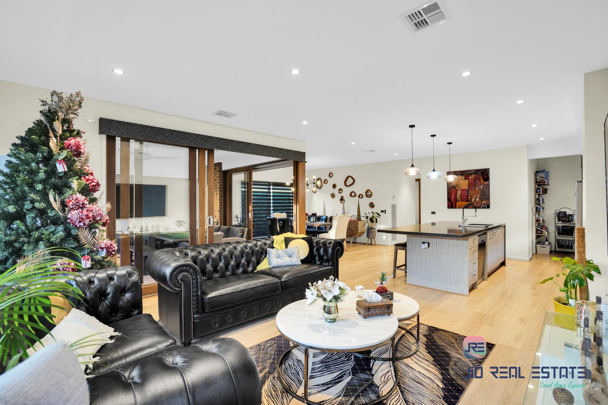3 Exmouth Street, Thornhill Park VIC
