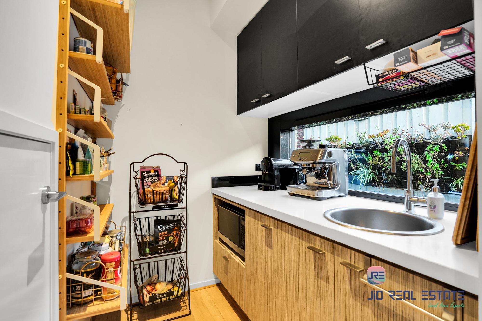 3 Exmouth Street, Thornhill Park VIC