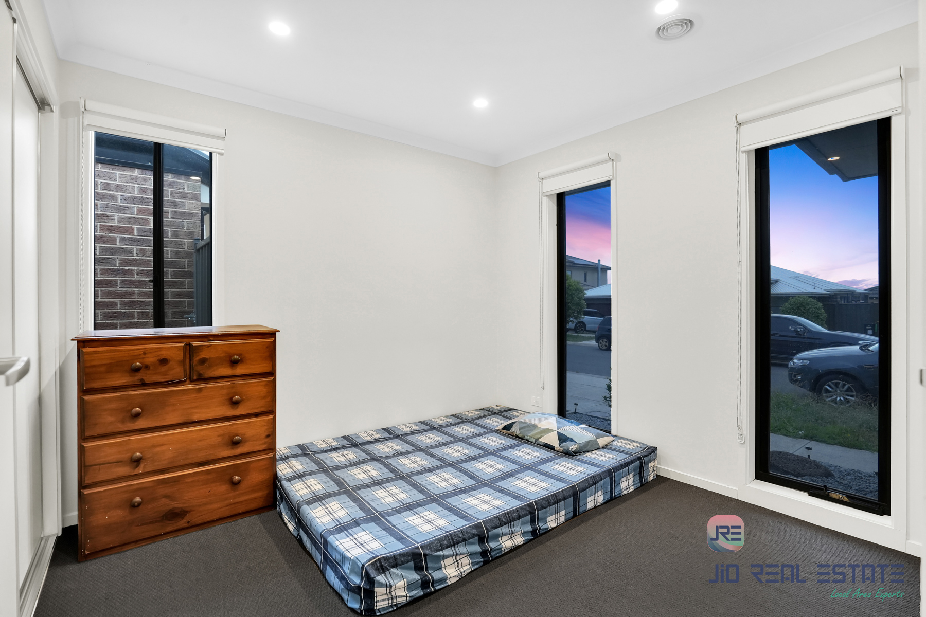 52 Marble Drive, Cobblebank VIC