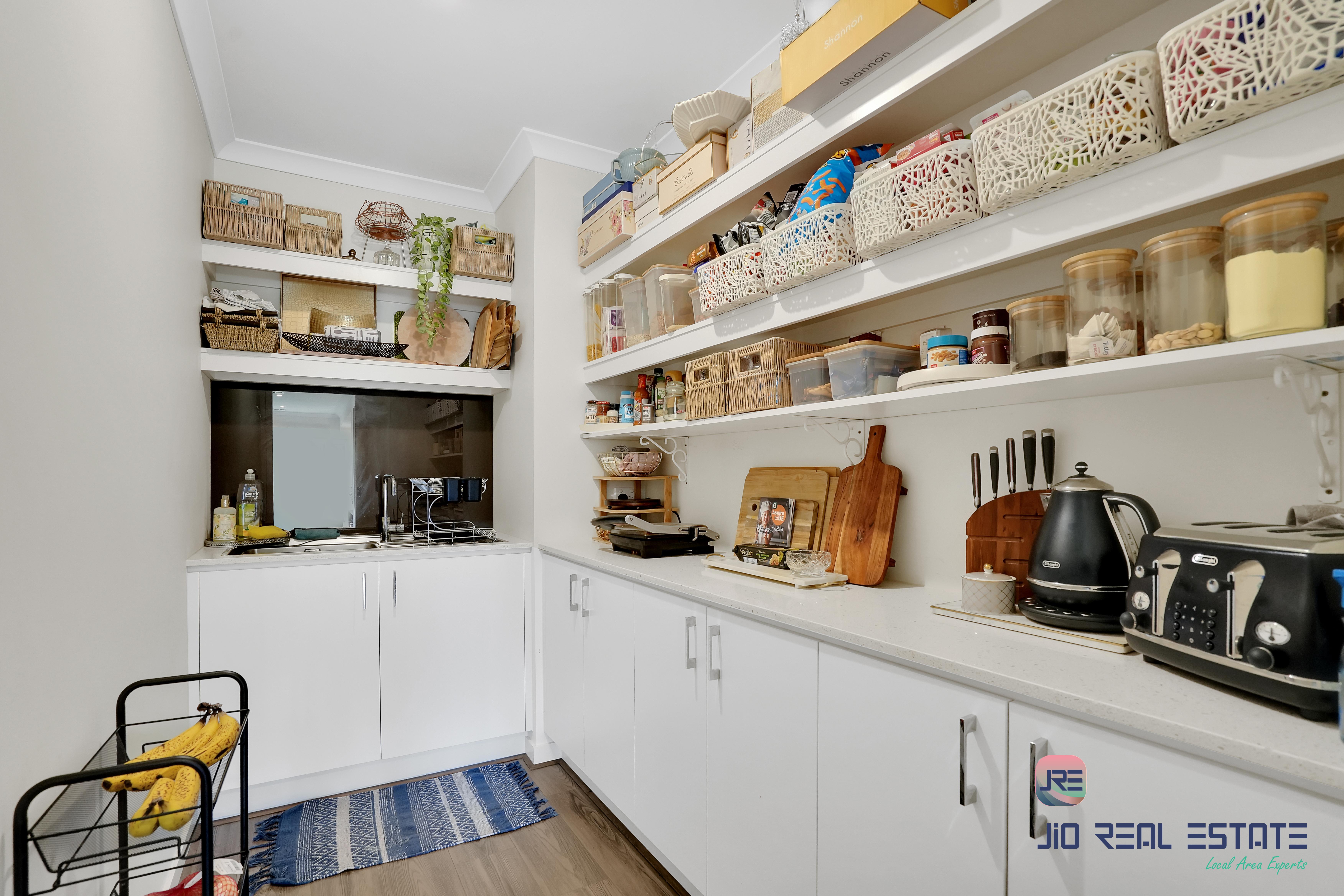 6 Marcela Place, Thornhill Park VIC