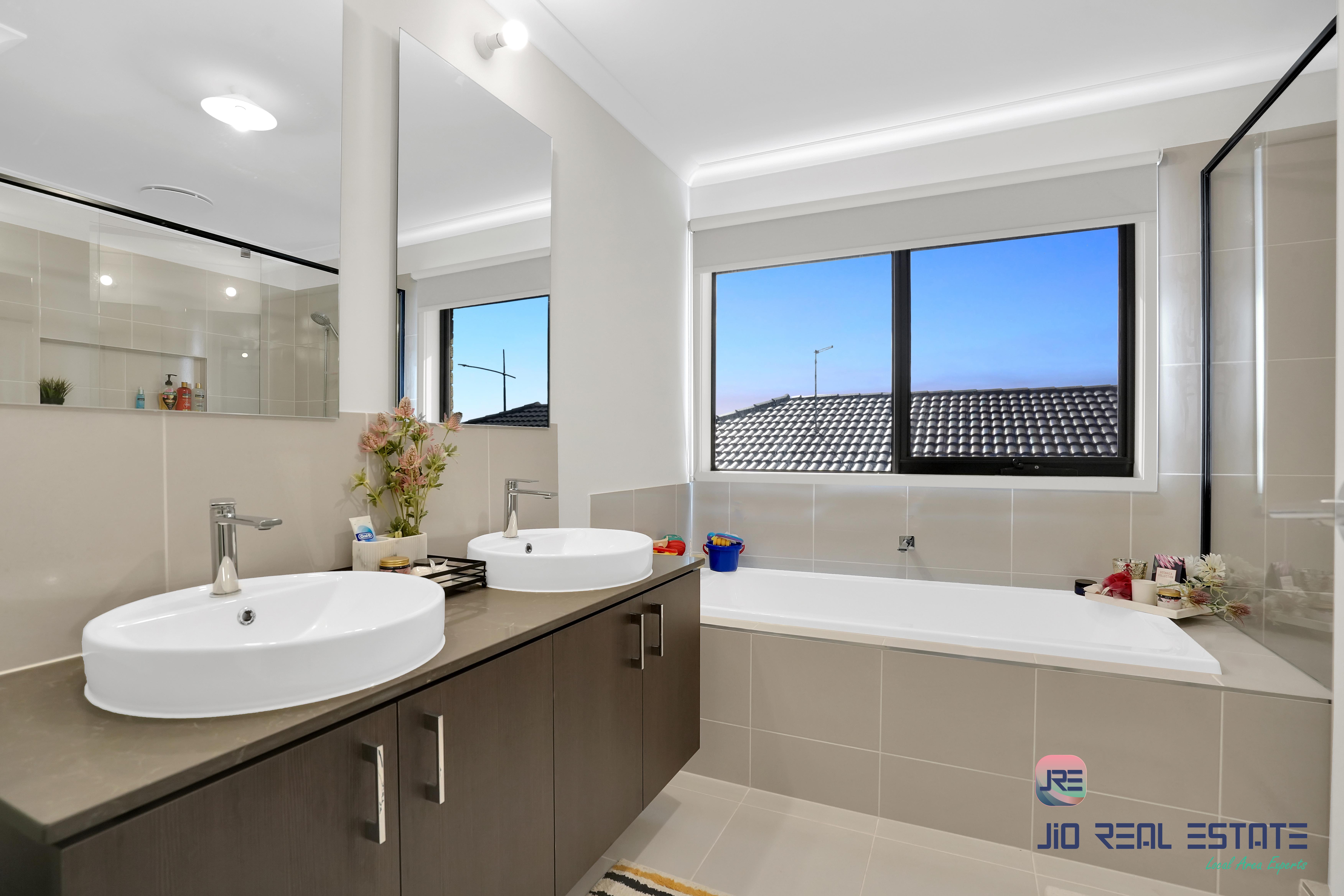 6 Marcela Place, Thornhill Park VIC