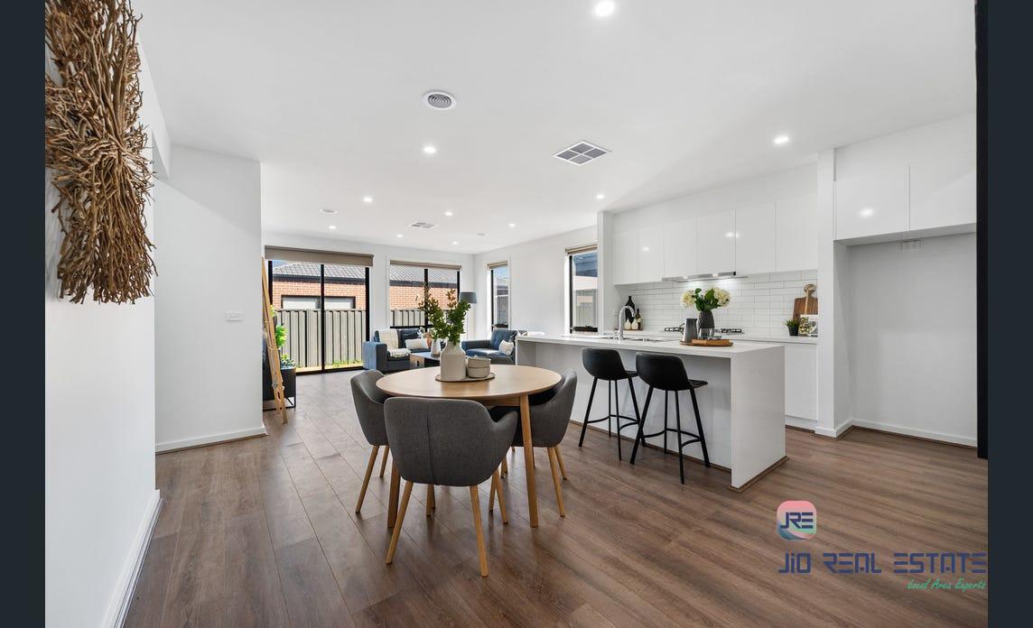 13 Adagio Road, Strathtulloh VIC