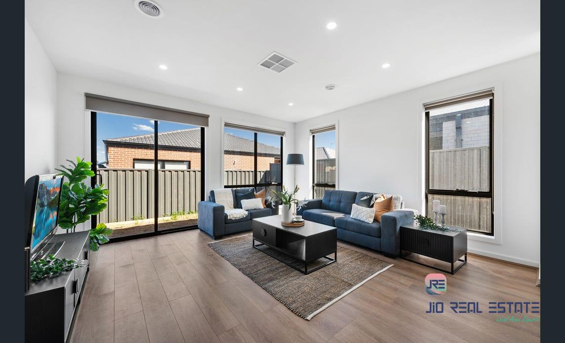 13 Adagio Road, Strathtulloh VIC
