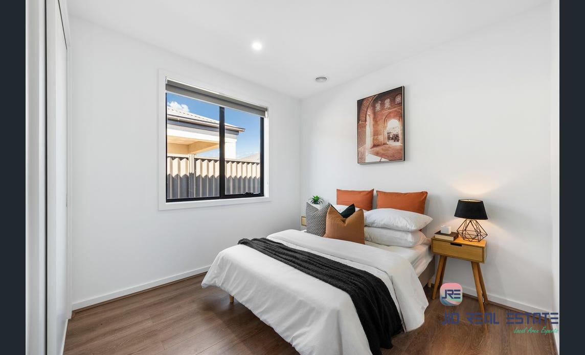 13 Adagio Road, Strathtulloh VIC