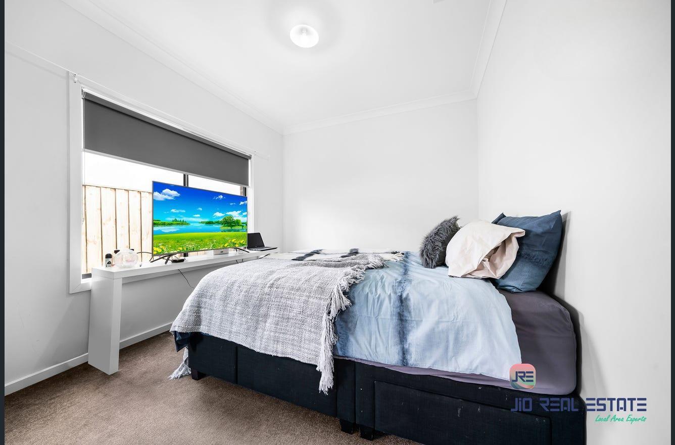 56 Maya Avenue, Thornhill Park VIC