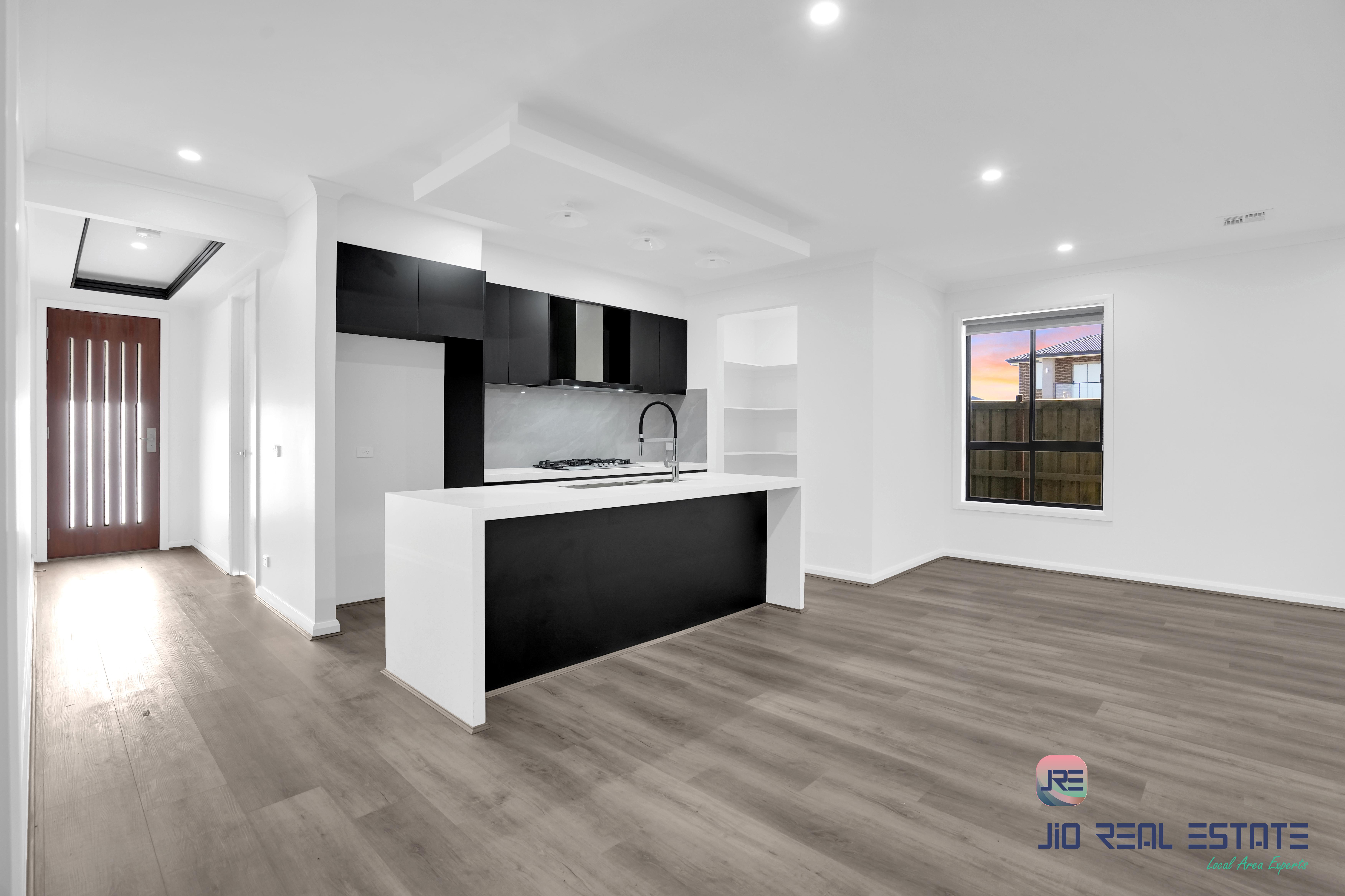 1 Harshaw Road, Thornhill Park VIC