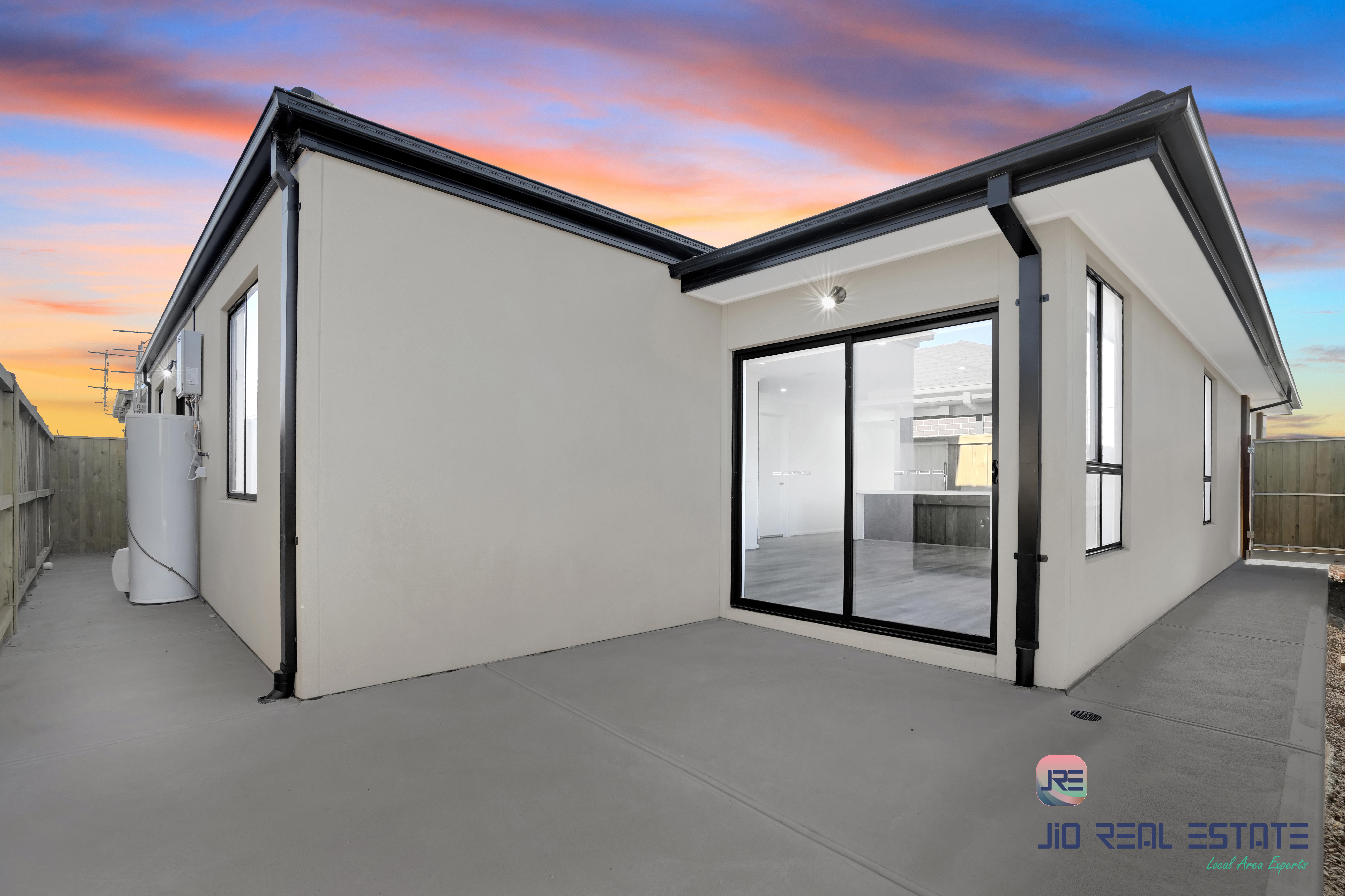 1 Harshaw Road, Thornhill Park VIC