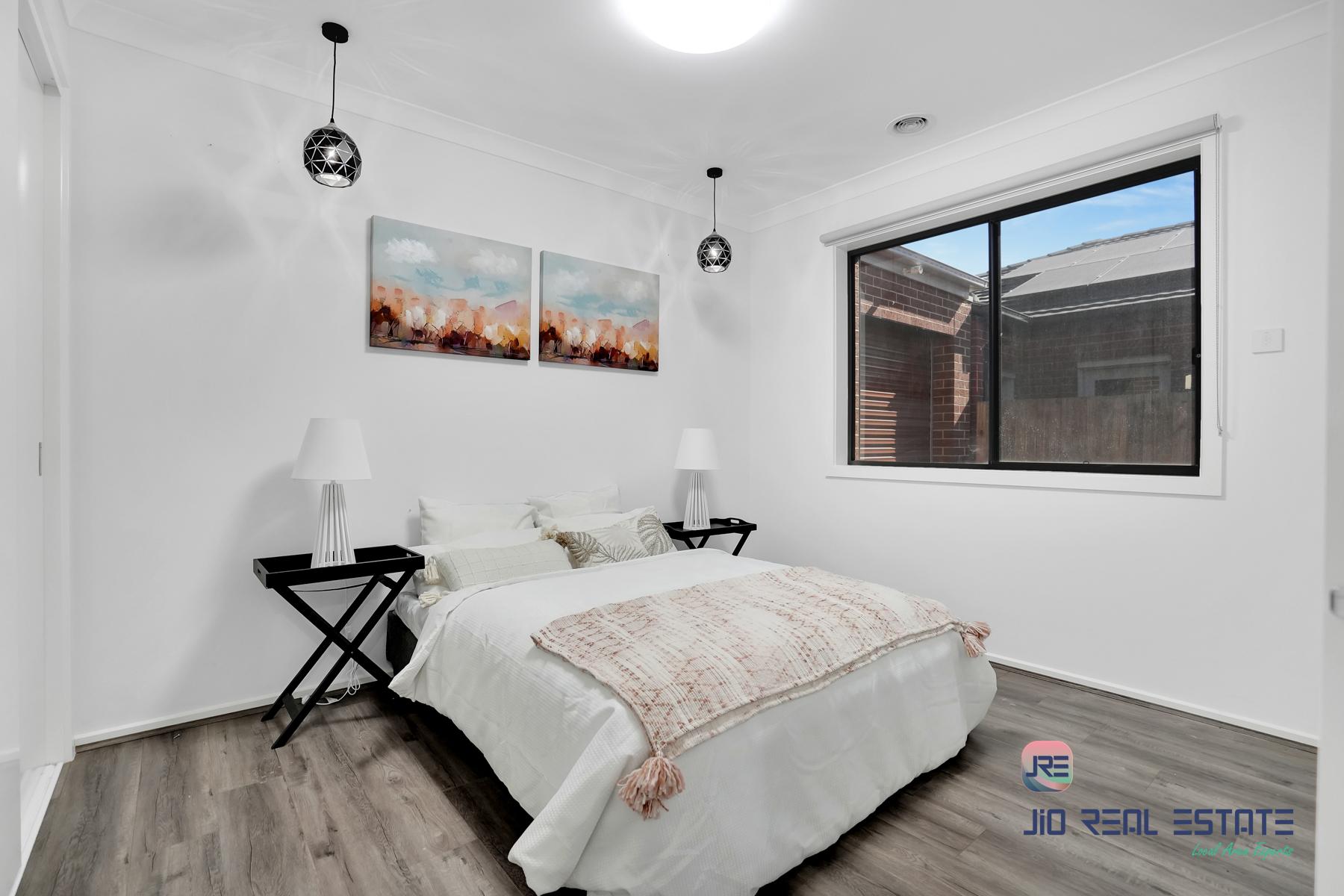 17 Kangaroo Crescent, Aintree VIC