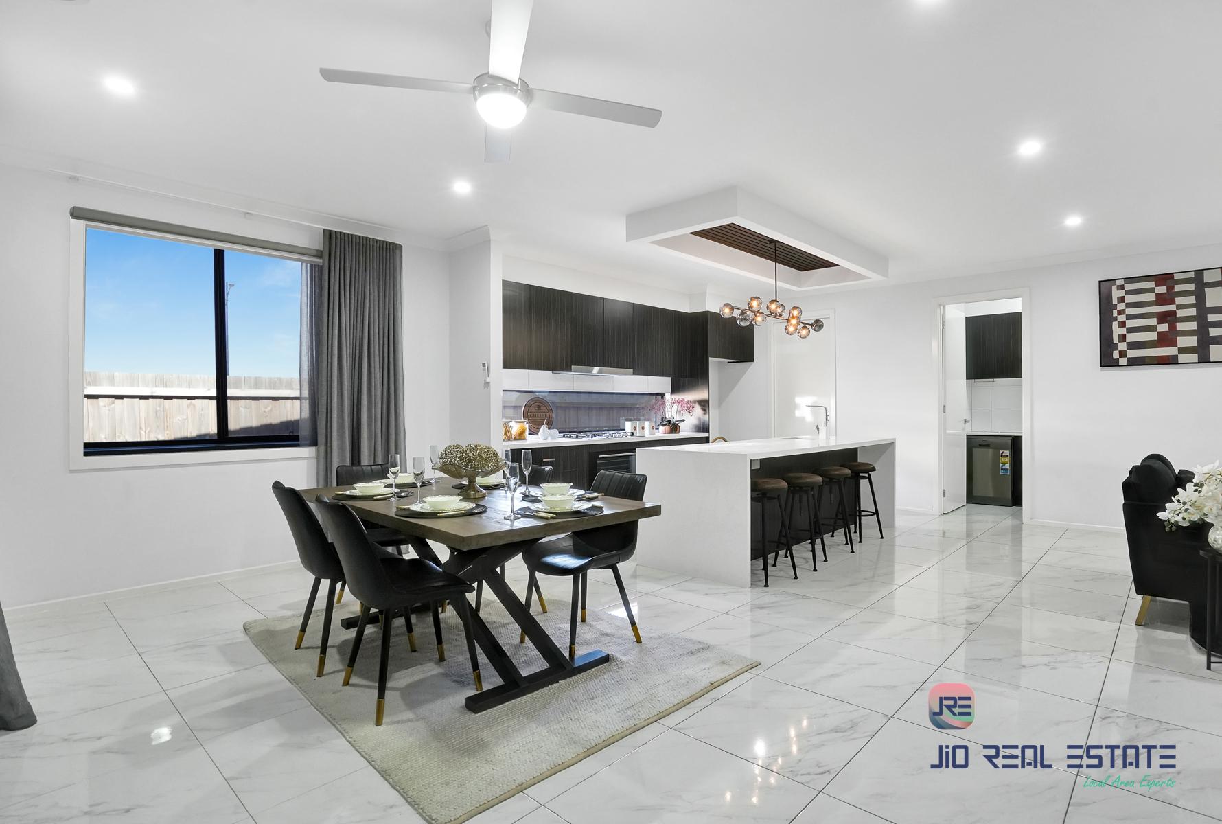 17 Kangaroo Crescent, Aintree VIC