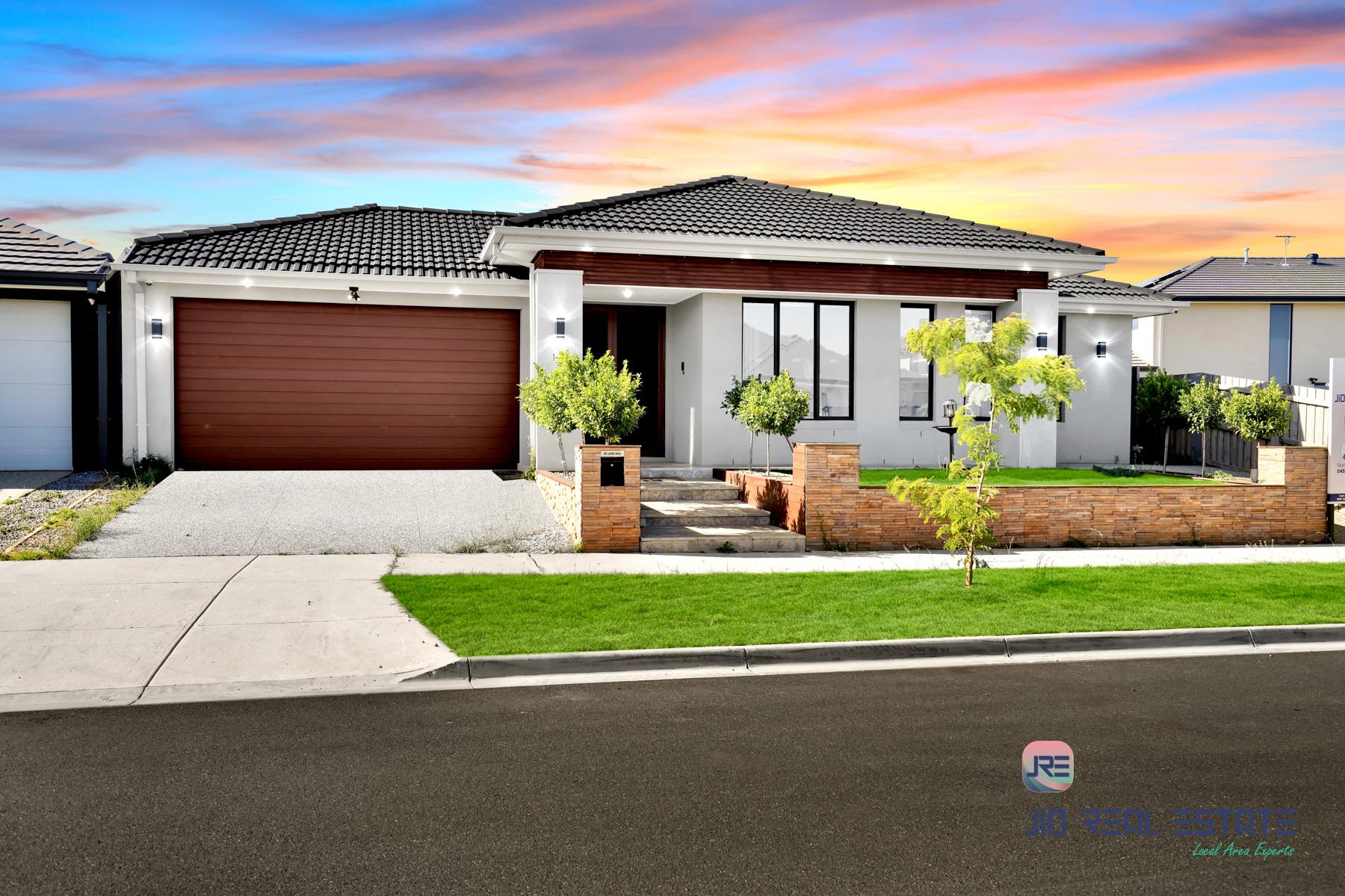 17 Kangaroo Crescent, Aintree VIC