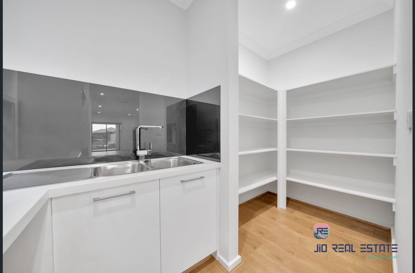 60 Maya Avenue, Thornhill Park VIC