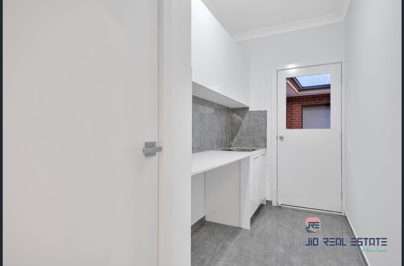 60 Maya Avenue, Thornhill Park VIC