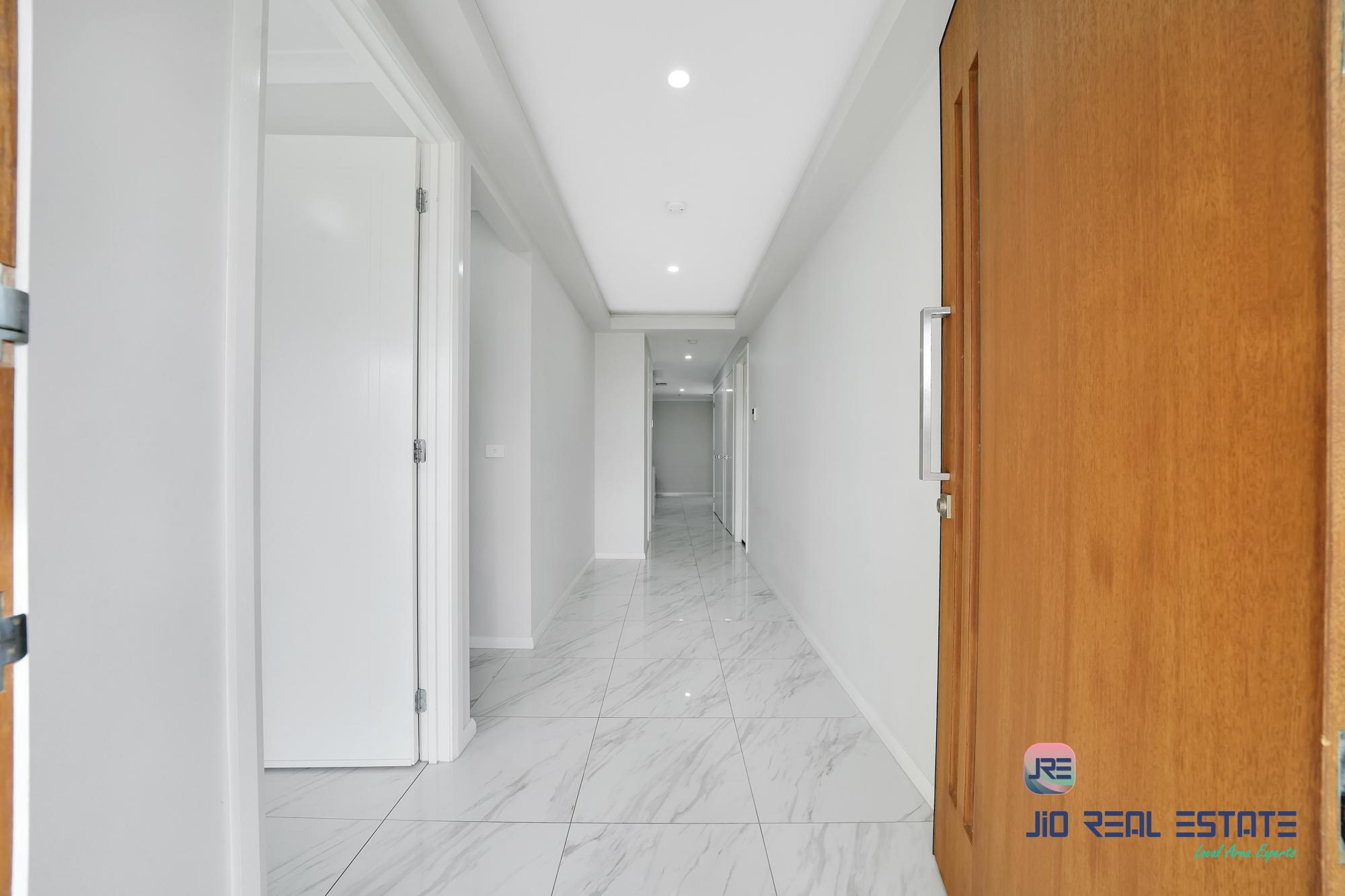 35 Murray Road, Thornhill Park VIC