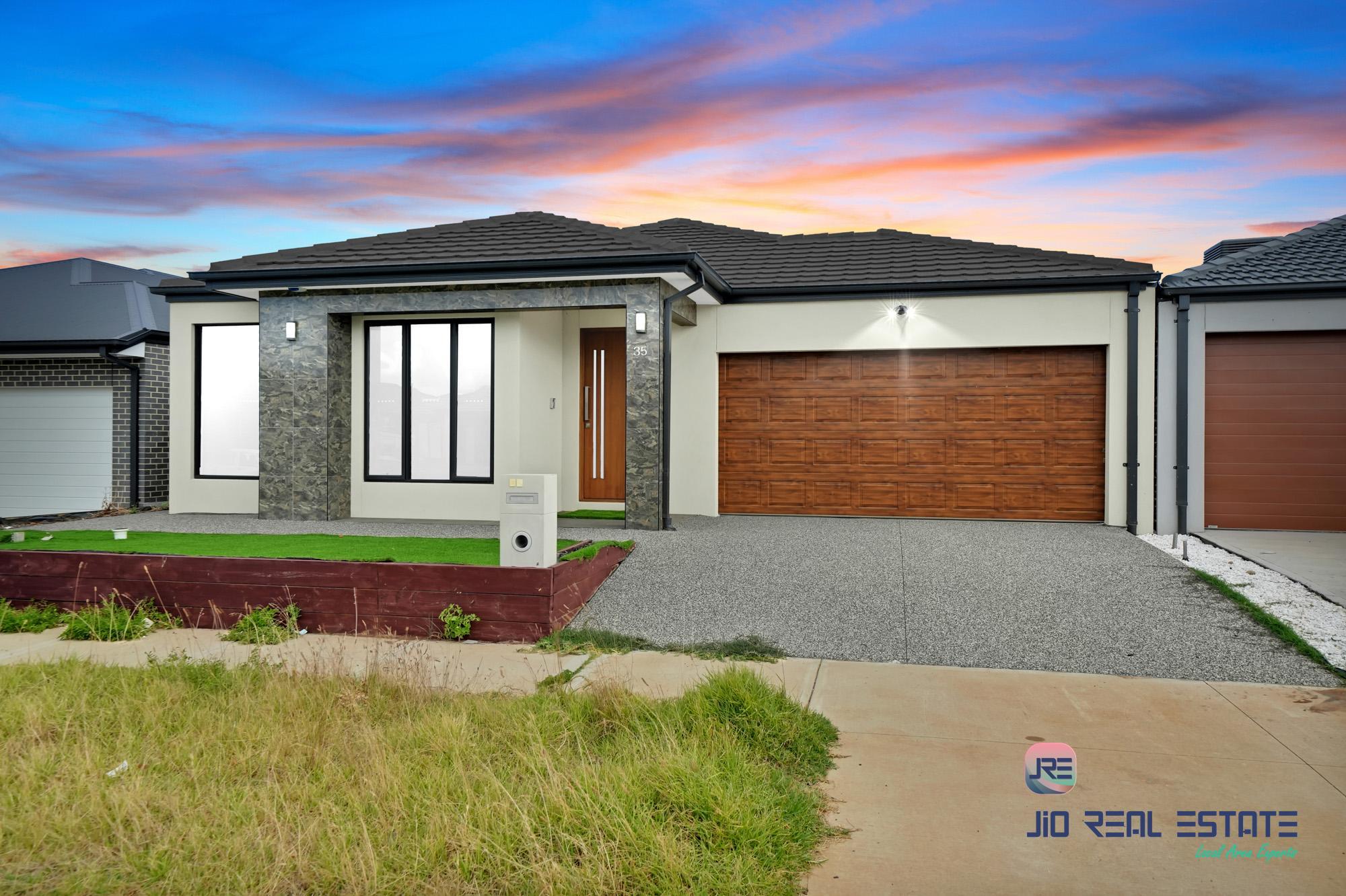 35 Murray Road, Thornhill Park VIC