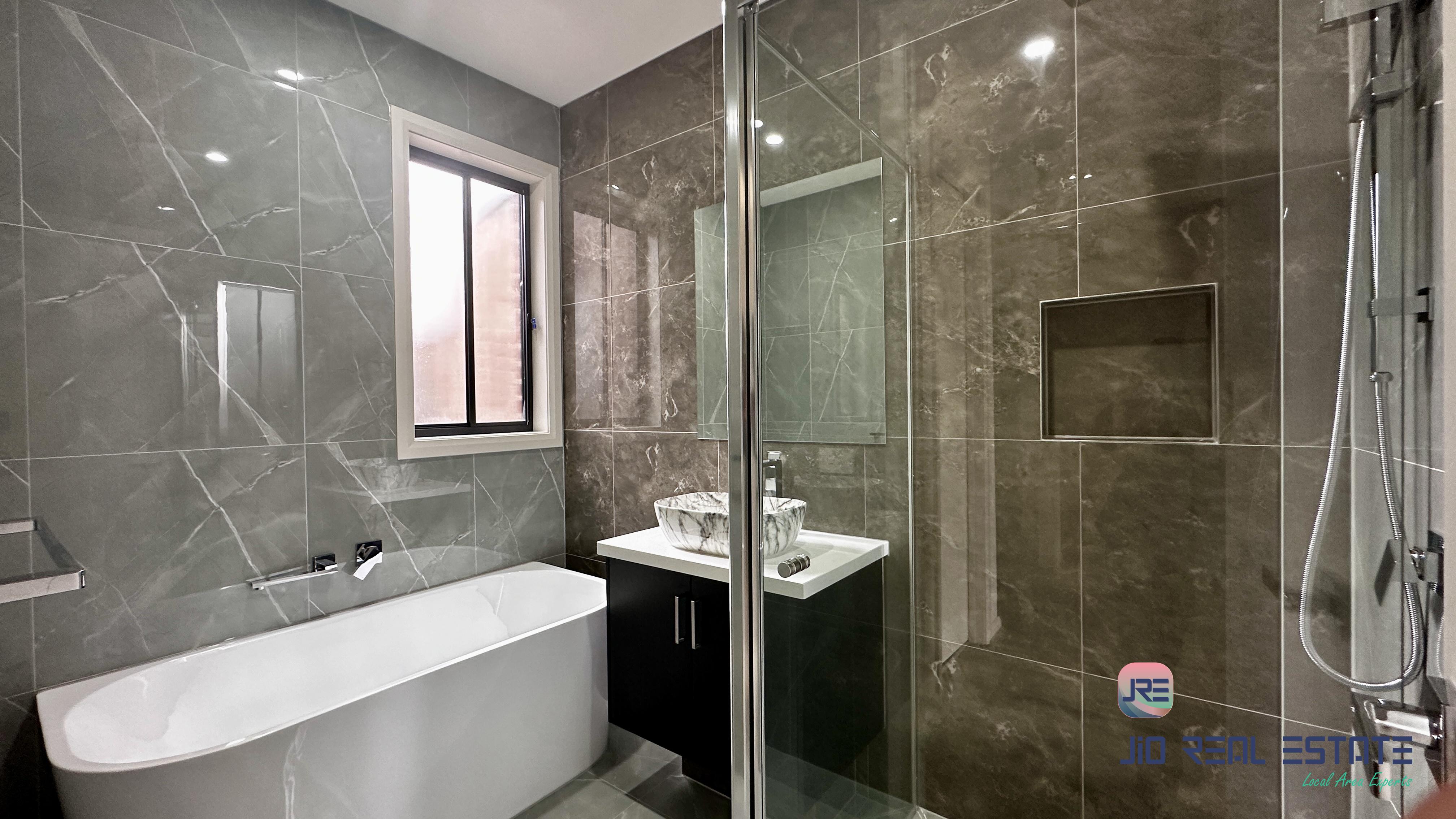 20 Ravenscraig Drive, Strathtulloh VIC