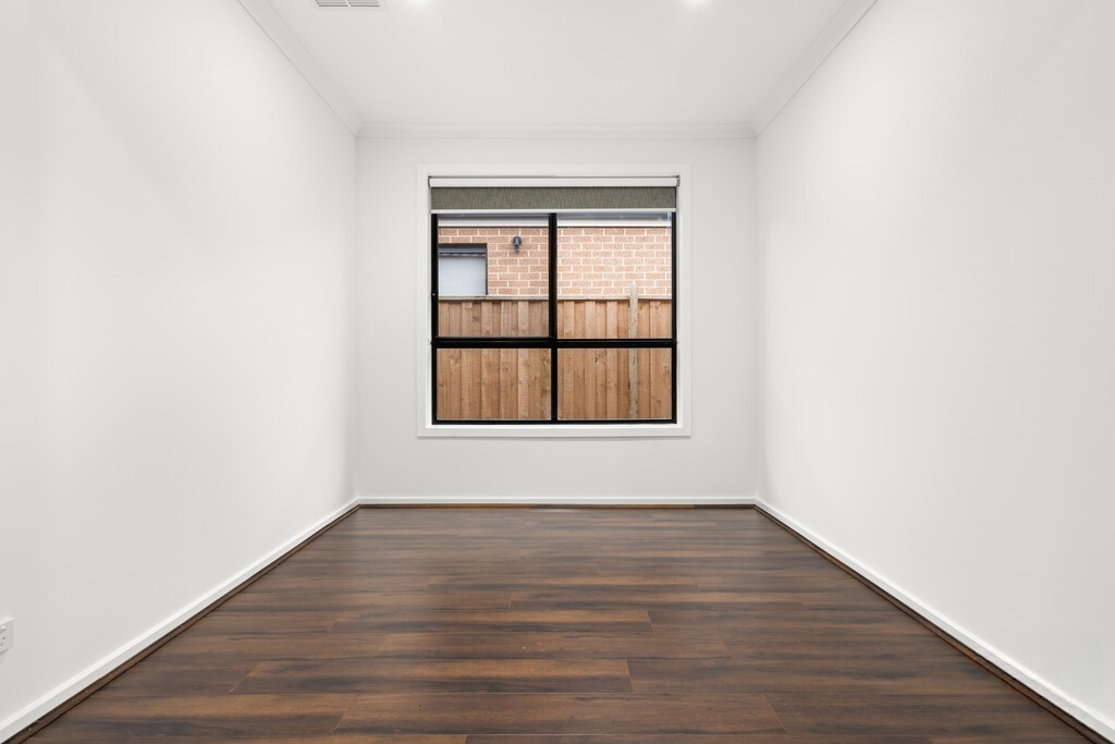 14 Camelon Avenue, Thornhill Park VIC