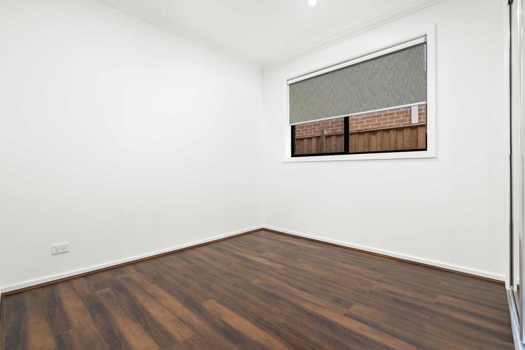 14 Camelon Avenue, Thornhill Park VIC