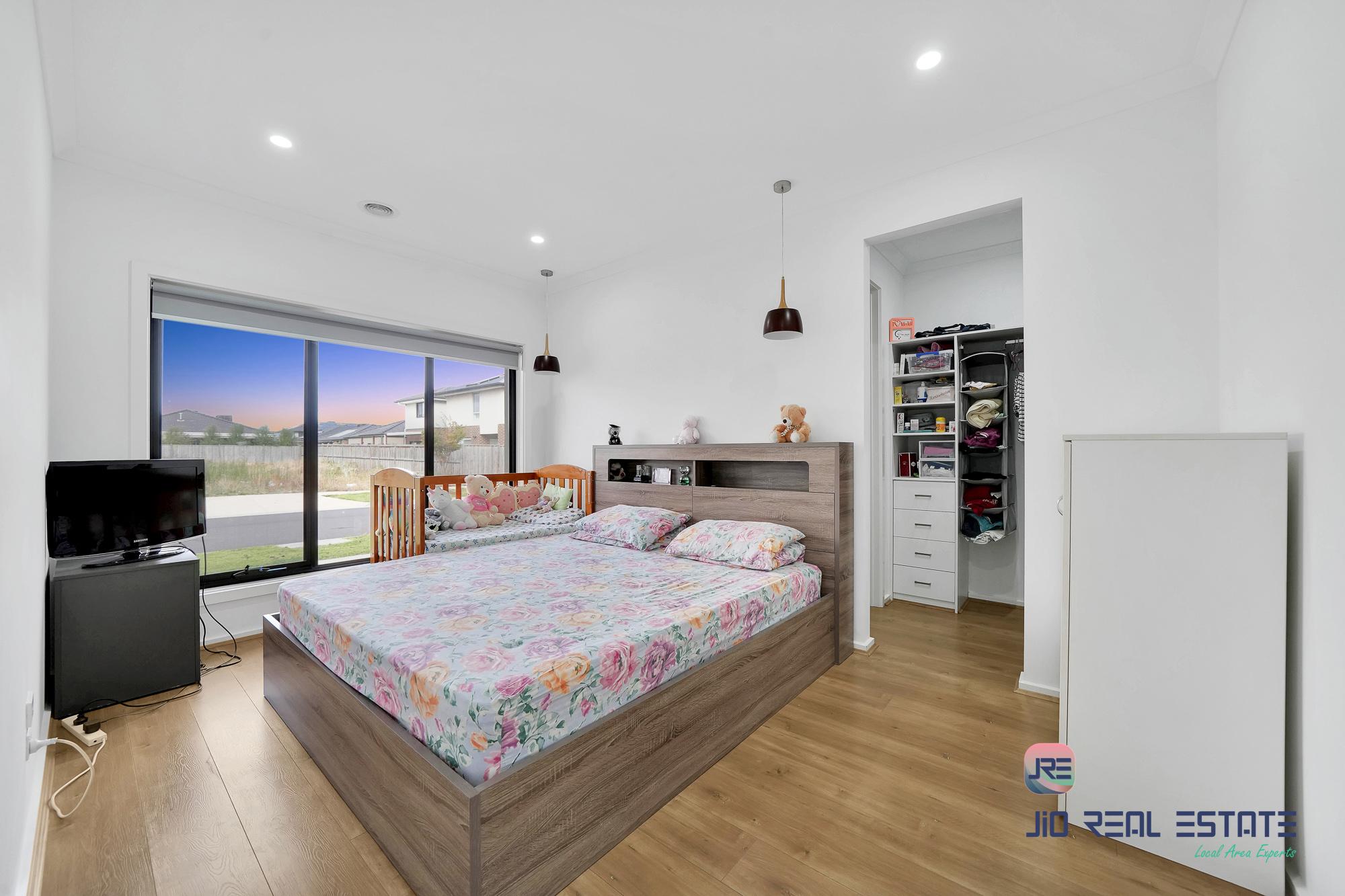 5 Amaya Way, Rockbank VIC