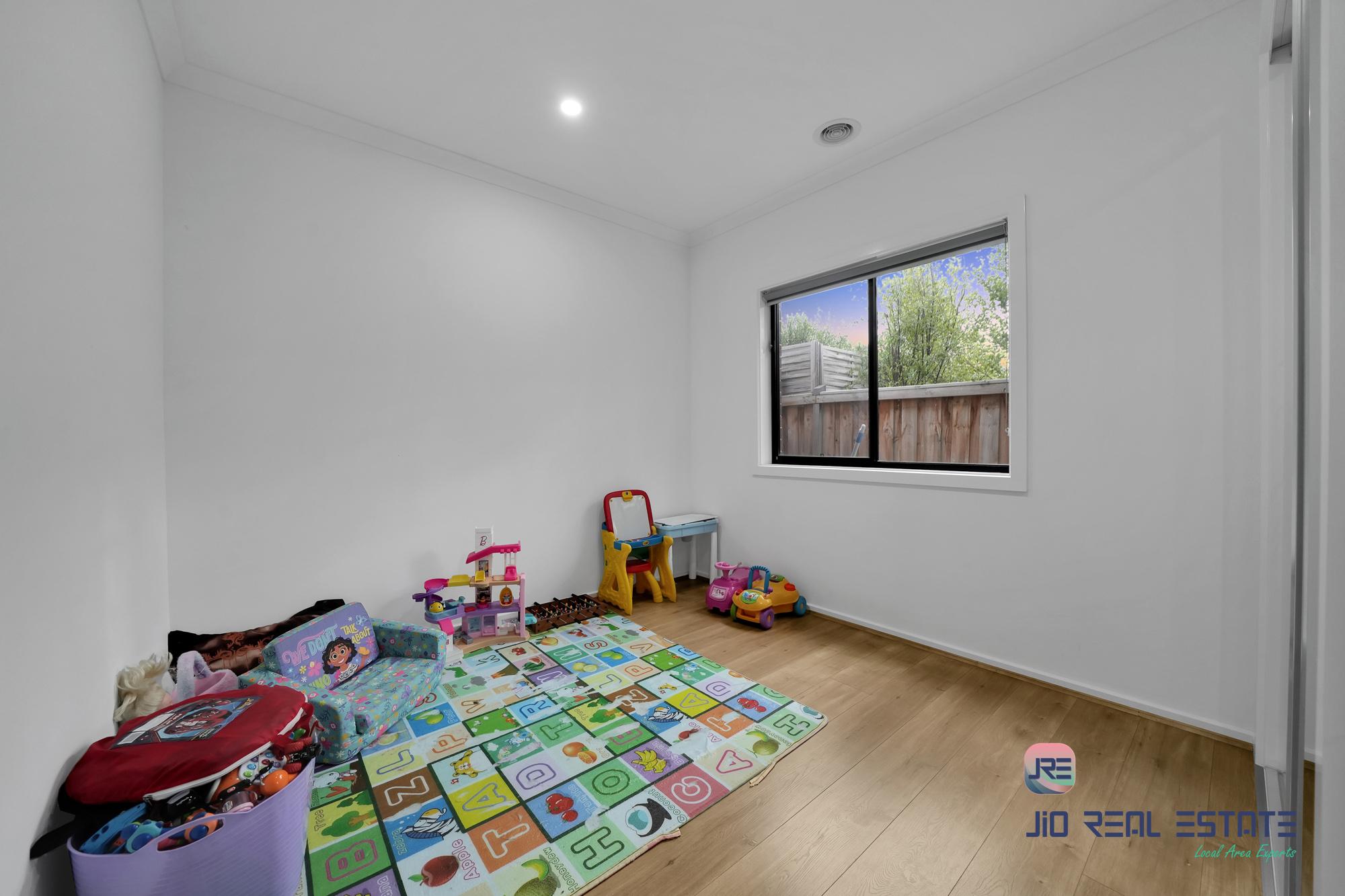 5 Amaya Way, Rockbank VIC