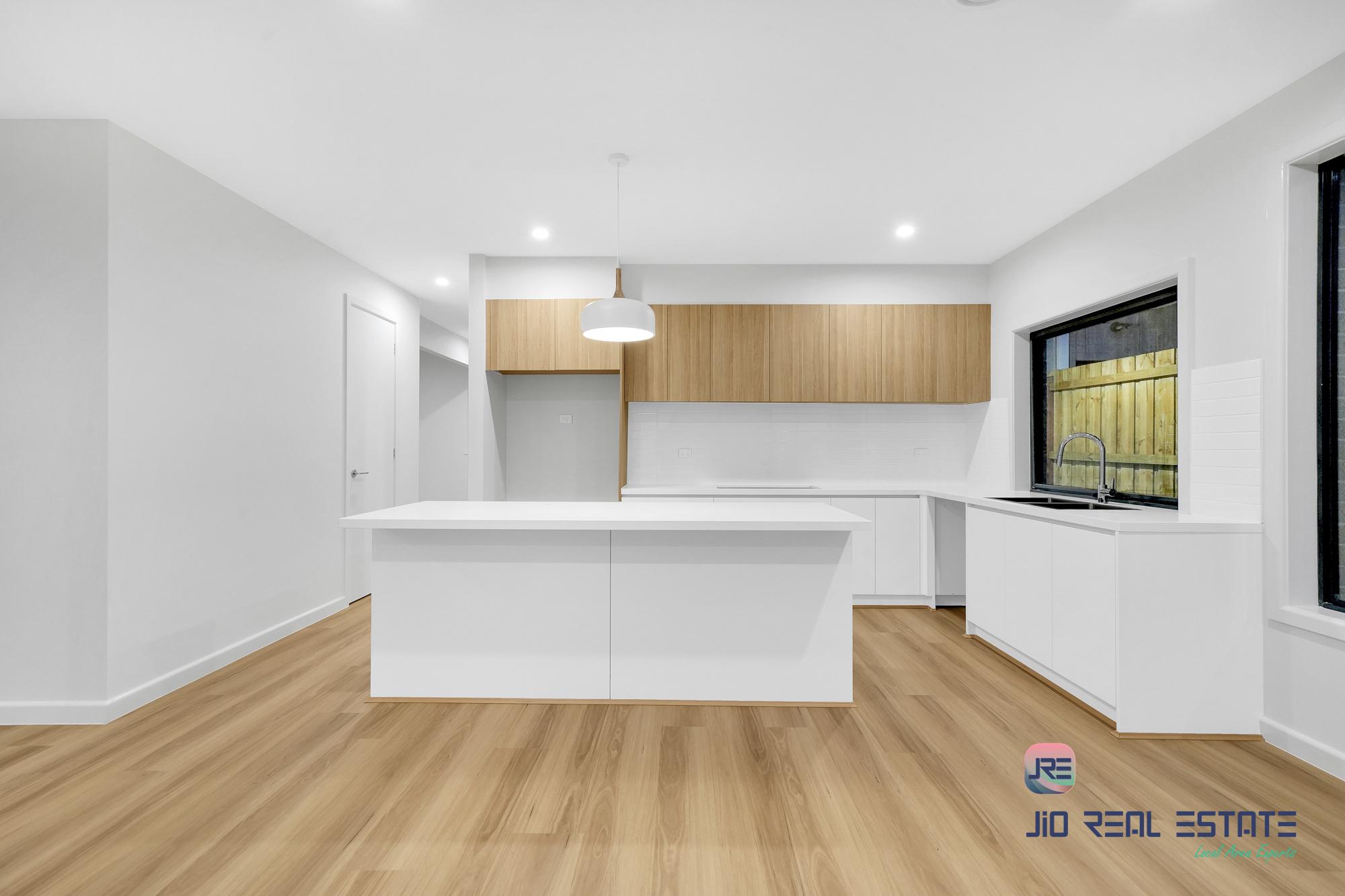 17 Marigold Drive, Fraser Rise VIC