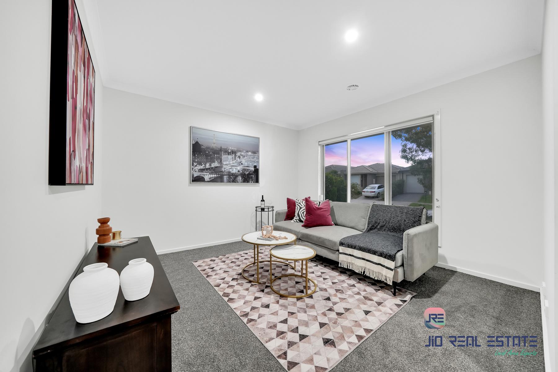 12 Litoria Drive, Truganina VIC