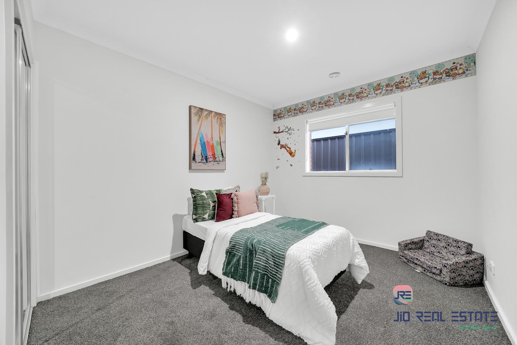 12 Litoria Drive, Truganina VIC
