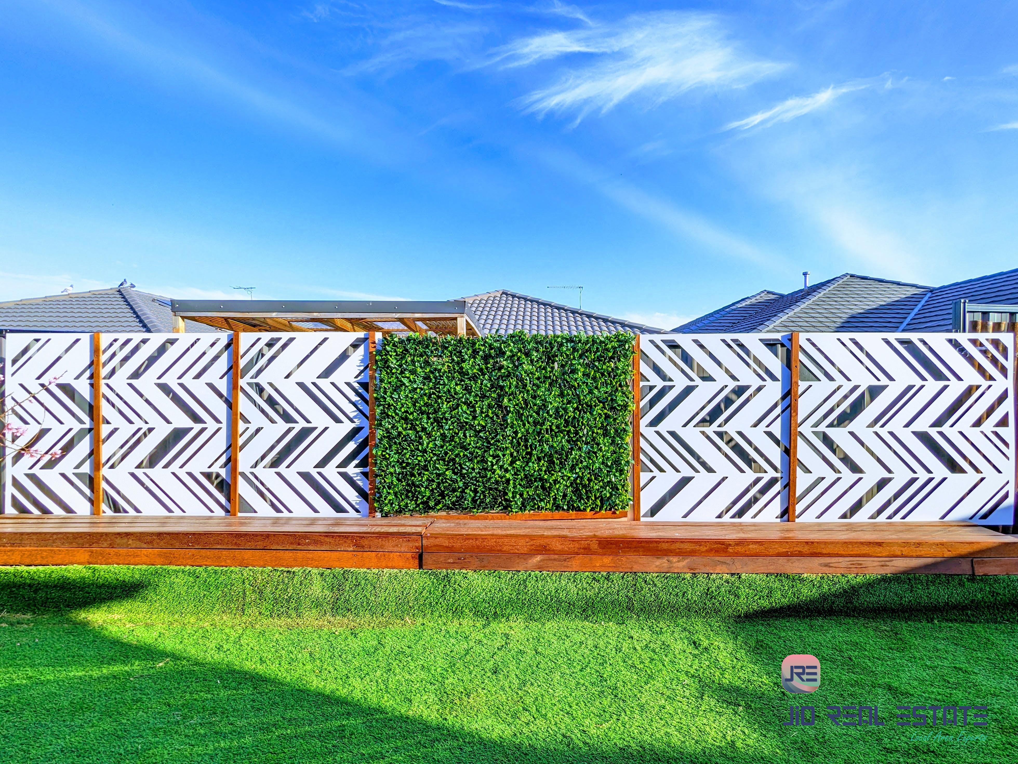 12 Litoria Drive, Truganina VIC