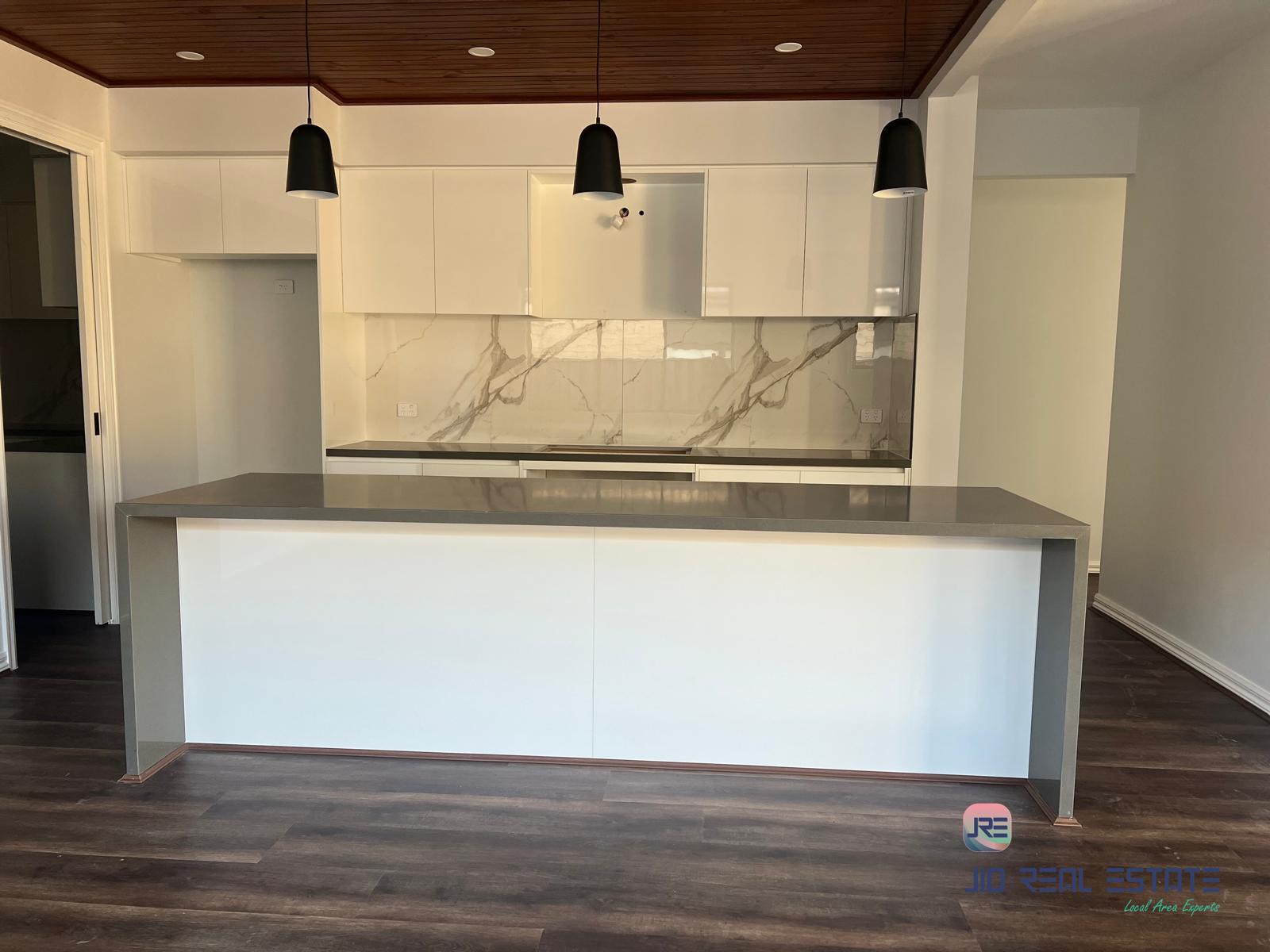 18 Fergus Street, Thornhill Park VIC