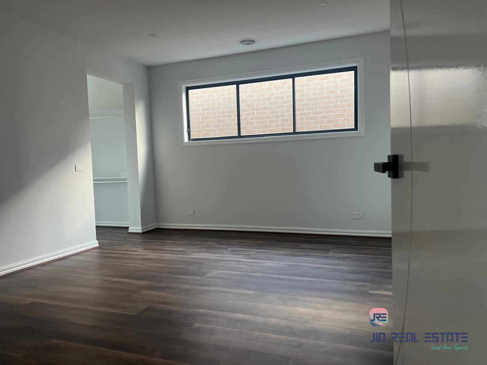 18 Fergus Street, Thornhill Park VIC