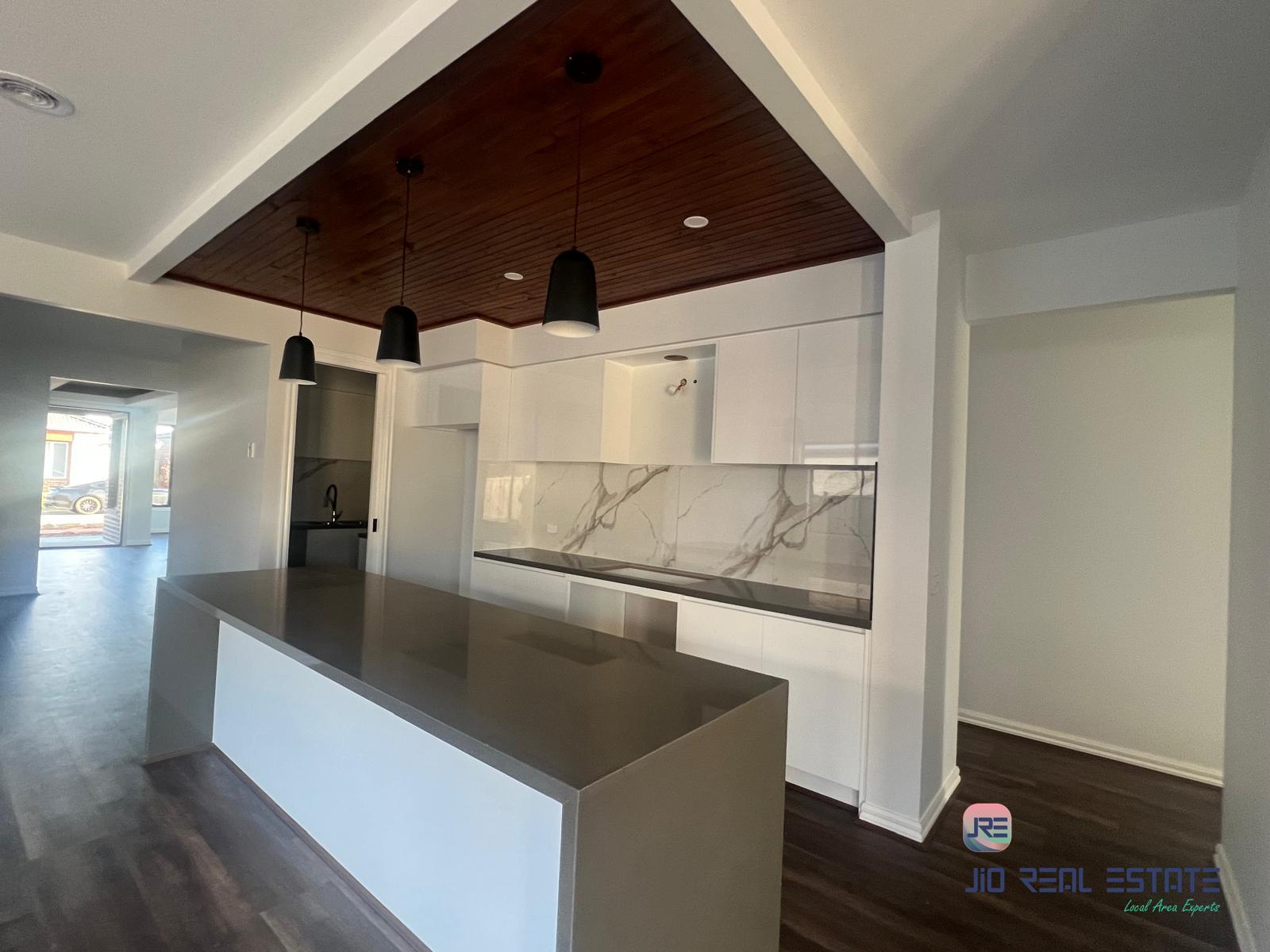 18 Fergus Street, Thornhill Park VIC