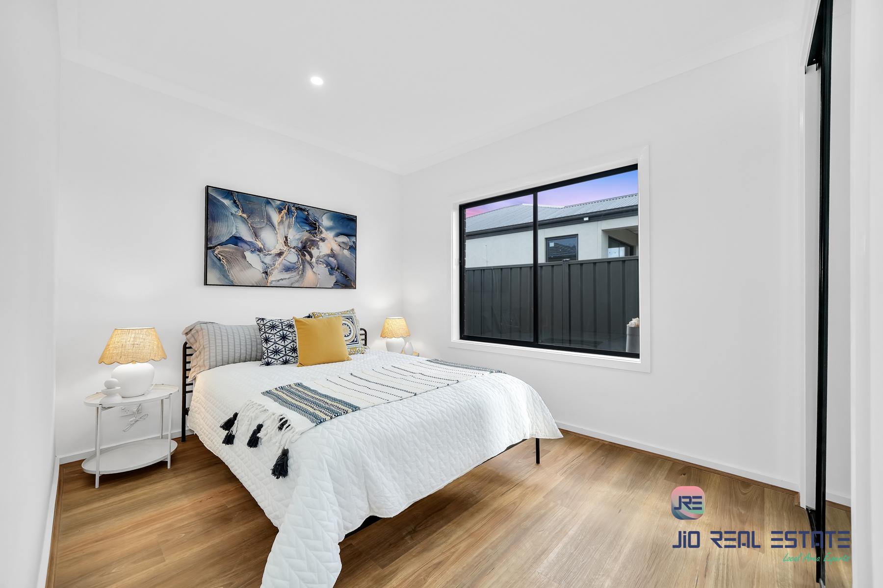 37 Greenpoint Drive, Rockbank VIC