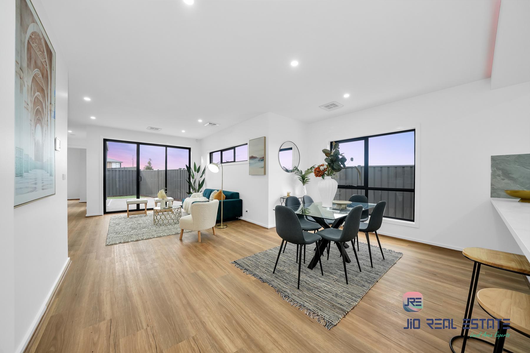 37 Greenpoint Drive, Rockbank VIC