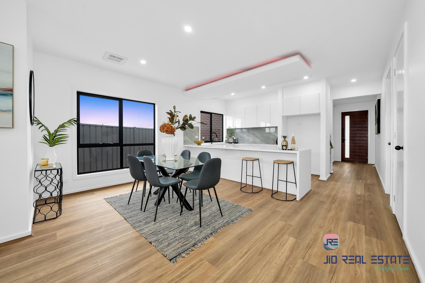 37 Greenpoint Drive, Rockbank VIC