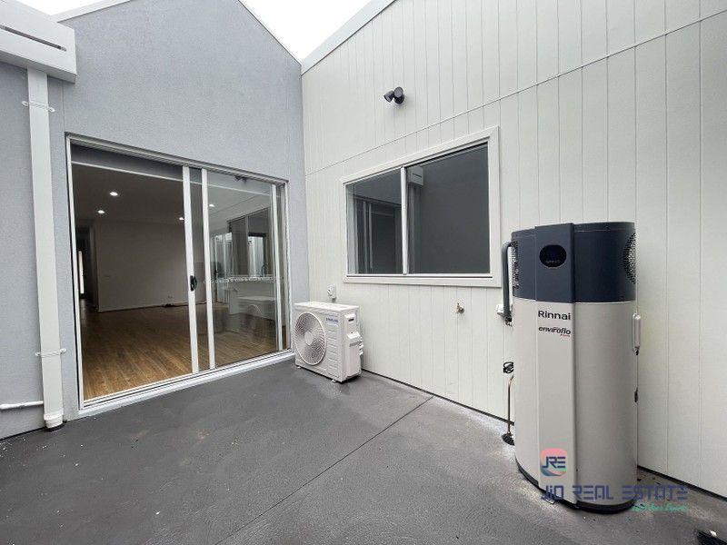 19 Grazing Road, Weir Views VIC