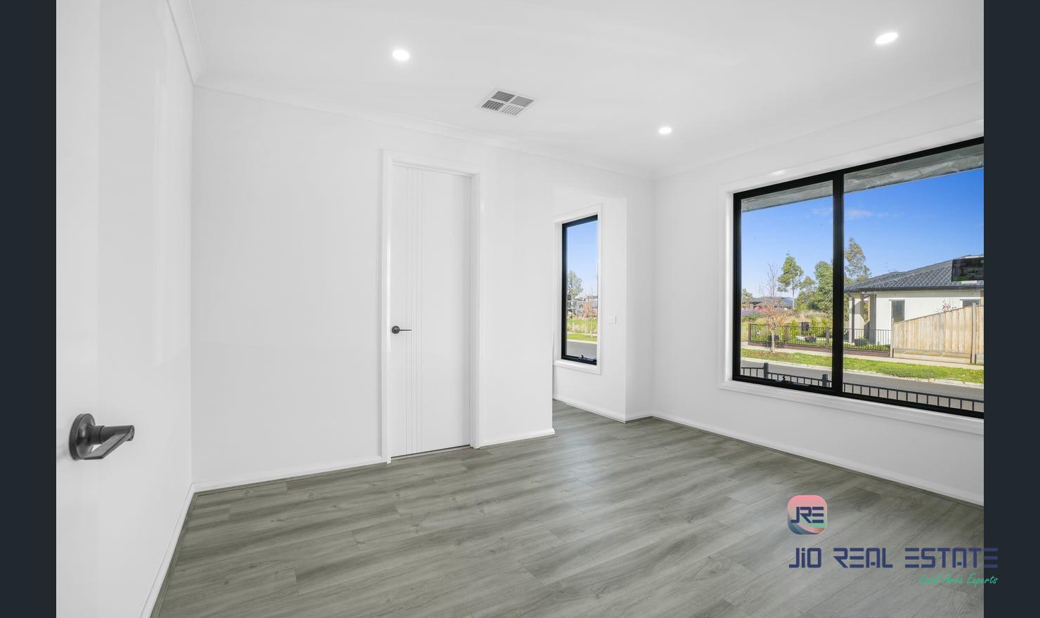 7 Alliance Grove, Rockbank VIC