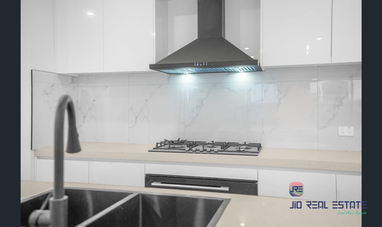 7 Alliance Grove, Rockbank VIC