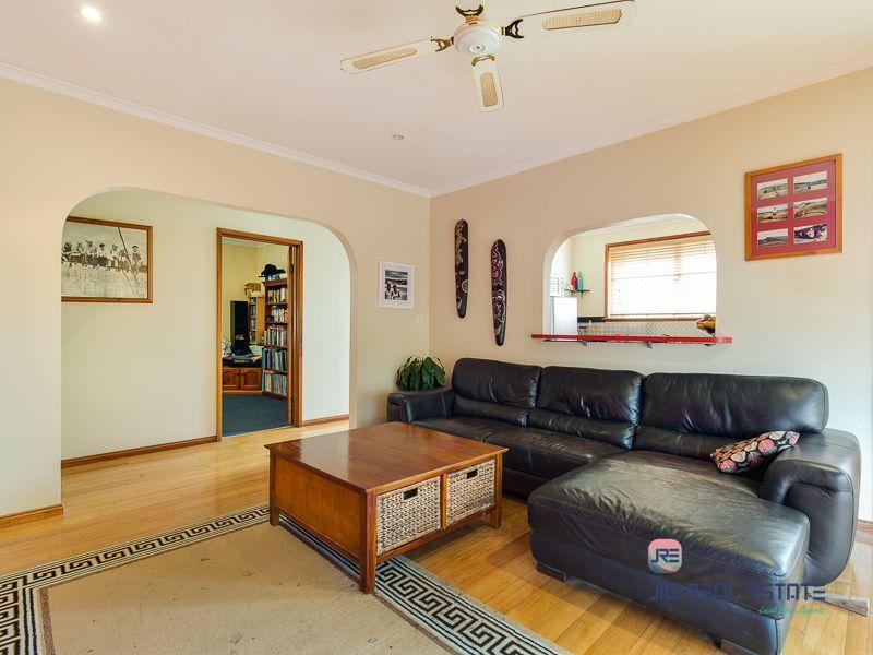 8 Burnley Street, Laverton VIC