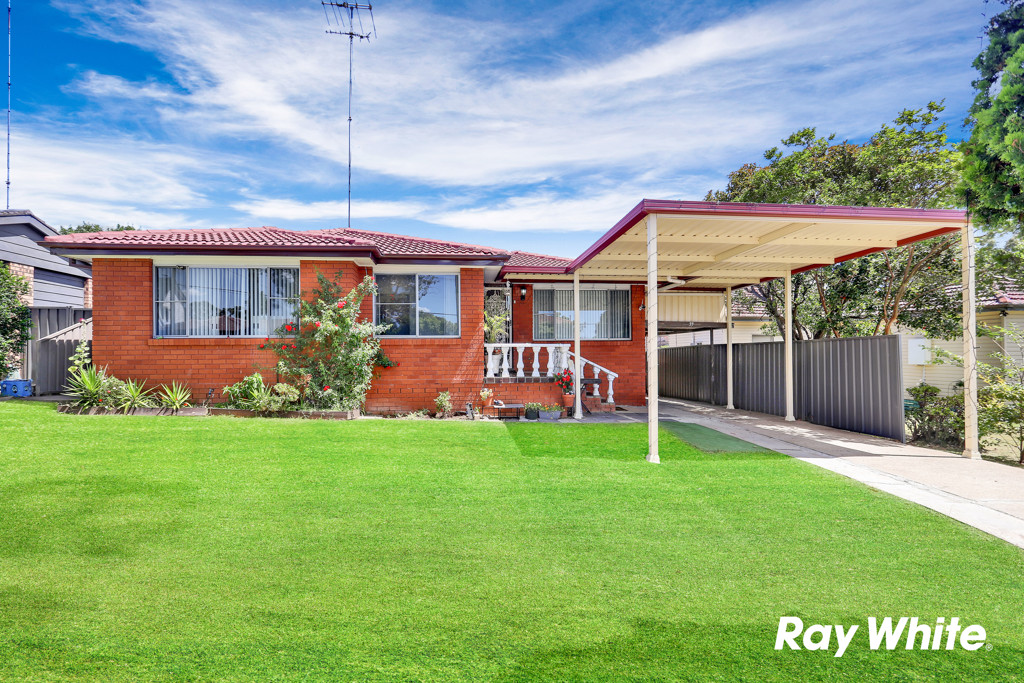 Quiet Neighbourhood - Three Bedroom House