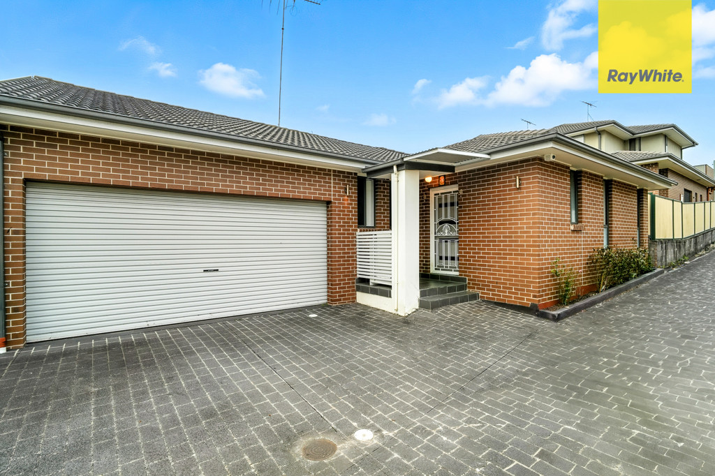 Four Bedroom + Double Garage Family Home in Girraween Public Catchement