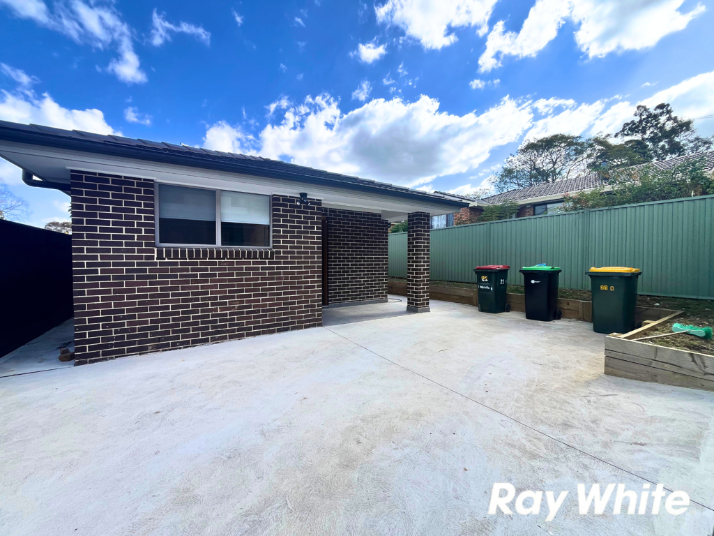 TWO BEDROOM HOUSE WITH A CAR SPACE