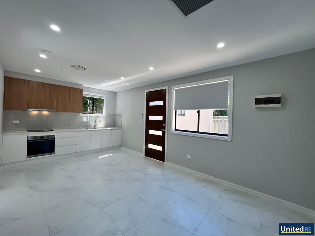 Newly Built Three Bedroom Granny Flat - Close to Hills Showground Metro Station