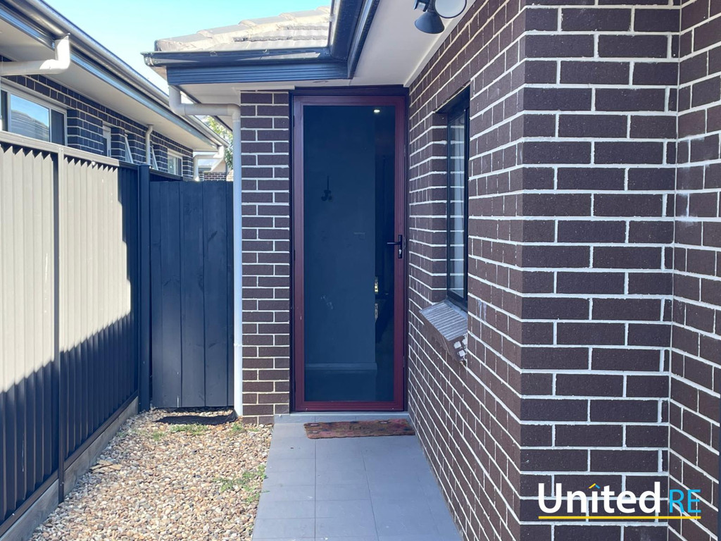 Nearly New one bedroom Granny Flat at Catherine Field