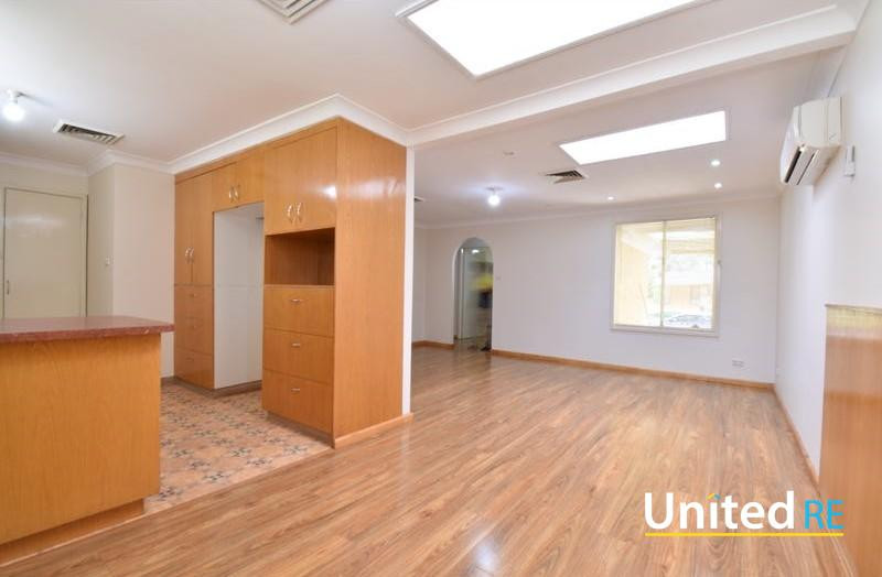 Comfortable Family Living in a Convenient Quakers Hill Location