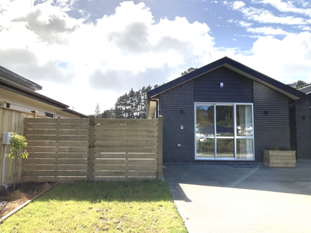 4A Tokatai Road, Waimauku