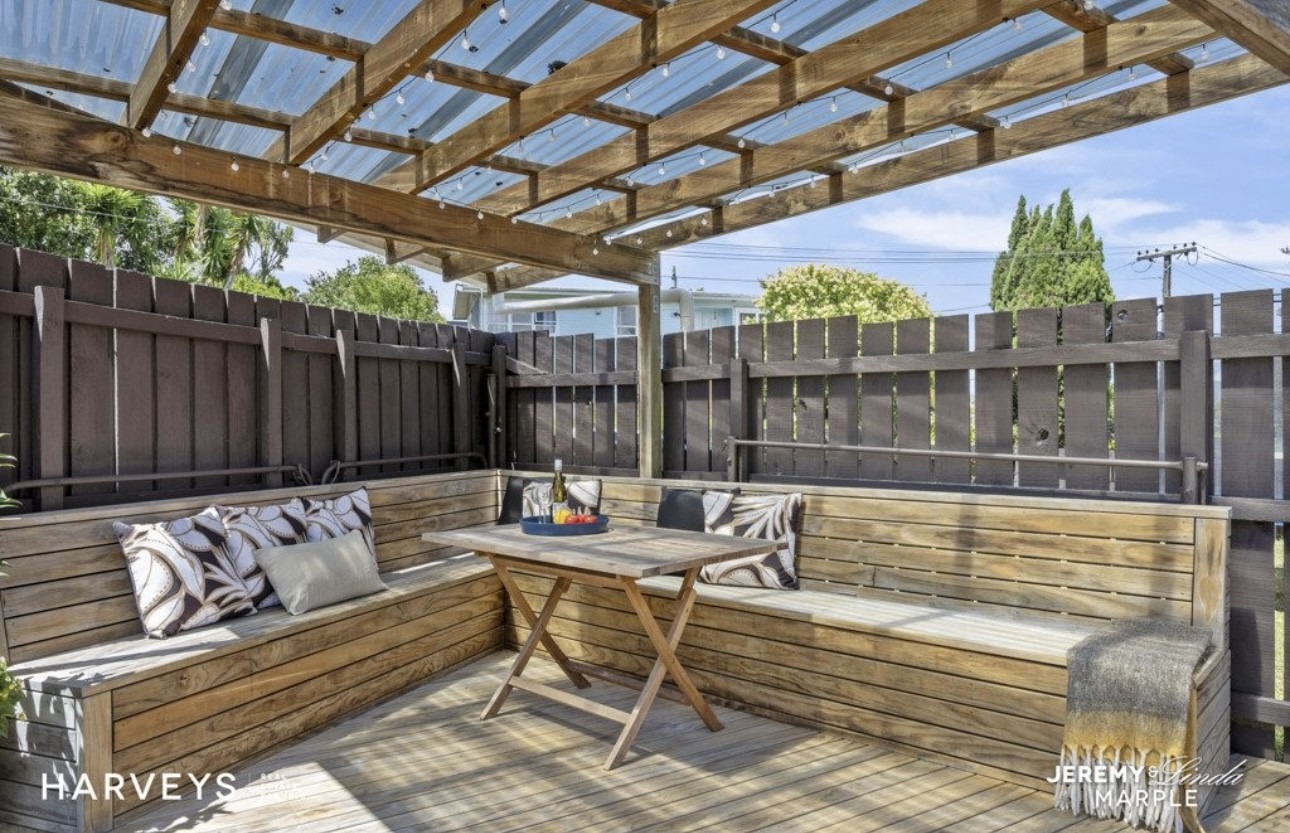 120 Vodanovich Road, Te Atatu South